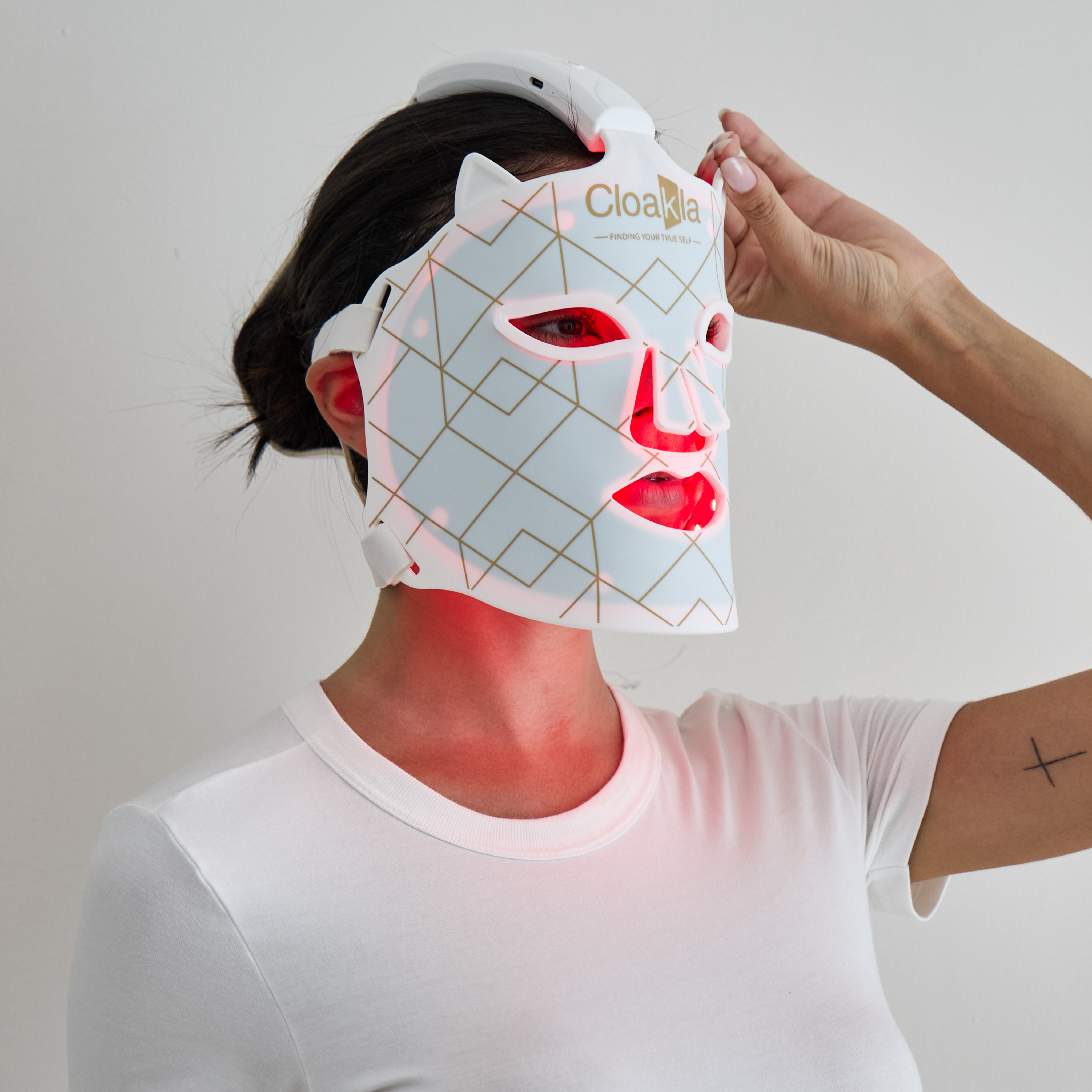 Cloakla C16 LED Wireless Red Light Therapy Face Mask